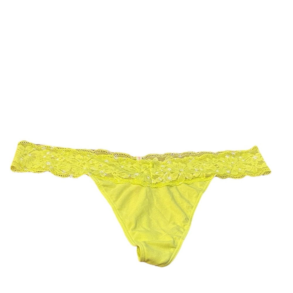 NWT Victoria's Secret PINK Wink Lace Trim Thong Panty